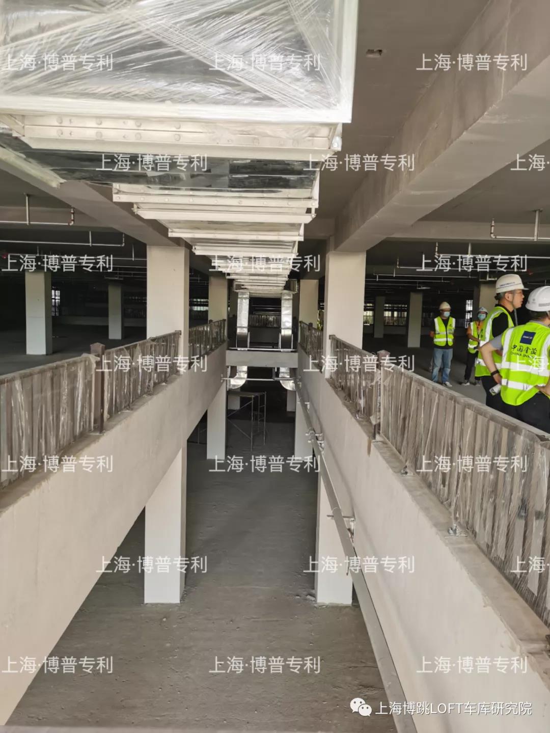 鹤岗恭喜金茂集团第一个LOFT专利车库项目封顶！（限内部参观）