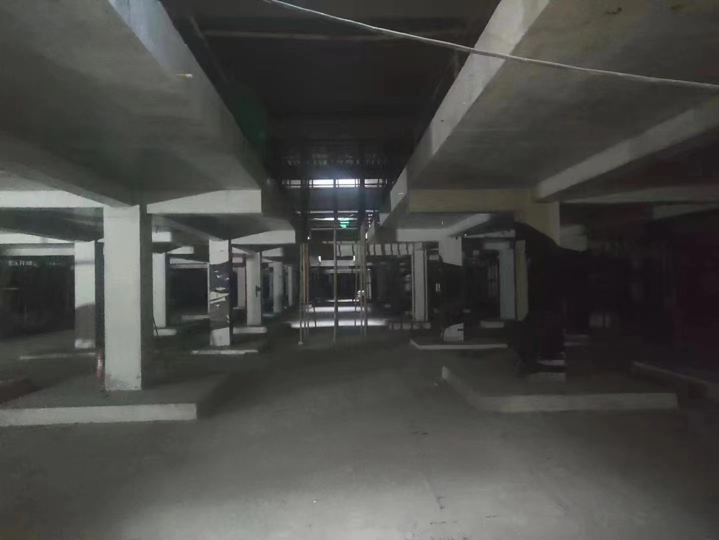 鹤岗山东又一个上海博普LOFT车库拔地而起